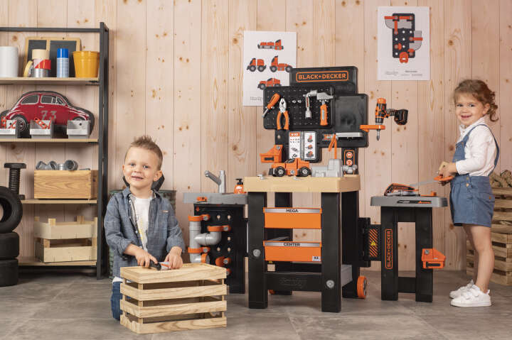Smoby Werkbank Black + Decker Mega Center